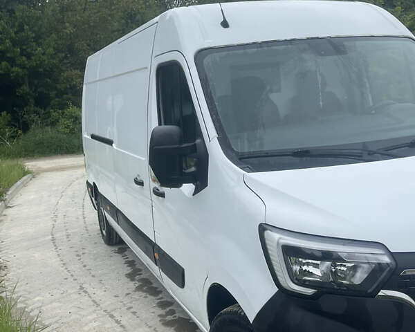 Белый Рено Мастер, объемом двигателя 2.3 л и пробегом 208 тыс. км за 19500 $, фото 17 на Automoto.ua