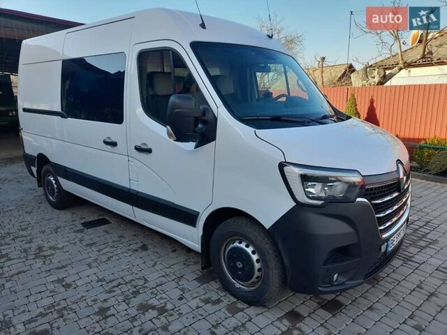 Белый Рено Мастер, объемом двигателя 2.3 л и пробегом 208 тыс. км за 19500 $, фото 2 на Automoto.ua
