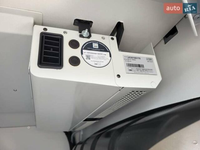 Белый Рено Мастер, объемом двигателя 2.3 л и пробегом 275 тыс. км за 21900 $, фото 39 на Automoto.ua