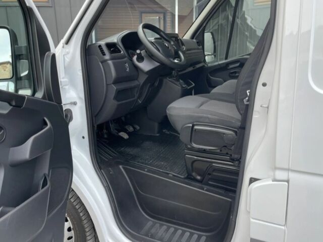 Белый Рено Мастер, объемом двигателя 2.3 л и пробегом 193 тыс. км за 18700 $, фото 12 на Automoto.ua