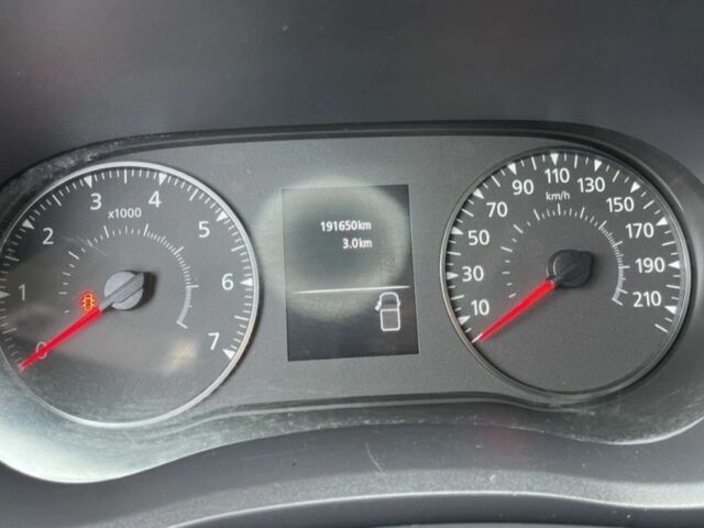 Белый Рено Мастер, объемом двигателя 2.3 л и пробегом 193 тыс. км за 18700 $, фото 19 на Automoto.ua