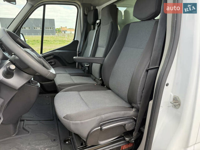Белый Рено Мастер, объемом двигателя 2.3 л и пробегом 218 тыс. км за 22700 $, фото 29 на Automoto.ua