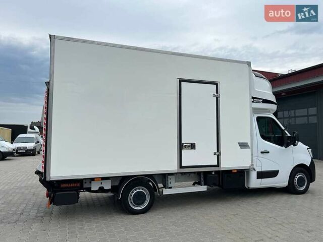 Белый Рено Мастер, объемом двигателя 2.3 л и пробегом 325 тыс. км за 25999 $, фото 19 на Automoto.ua