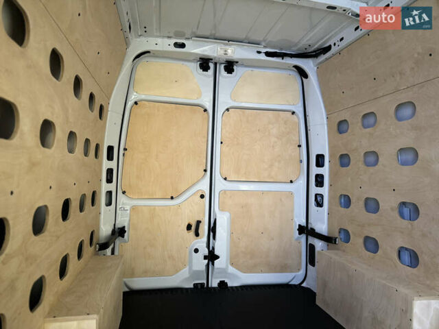 Белый Рено Мастер, объемом двигателя 2.3 л и пробегом 112 тыс. км за 21900 $, фото 116 на Automoto.ua