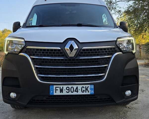 Белый Рено Мастер, объемом двигателя 2.3 л и пробегом 158 тыс. км за 20900 $, фото 21 на Automoto.ua