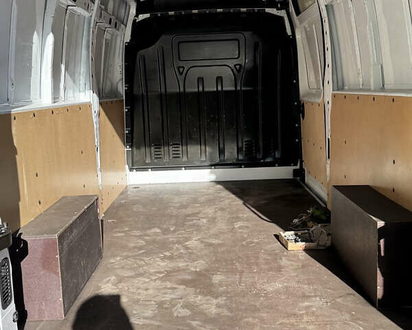 Белый Рено Мастер, объемом двигателя 2.3 л и пробегом 126 тыс. км за 23300 $, фото 10 на Automoto.ua