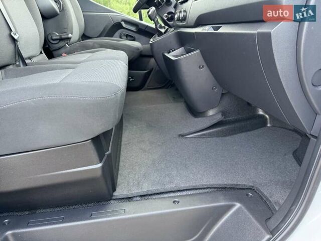 Рено Мастер 2021 в Полтаве на Automoto.ua Белый Рено Мастер, объемом двигателя 2.3 л и пробегом 193 тыс. км за 19999 $, фото 28 на Automoto.ua