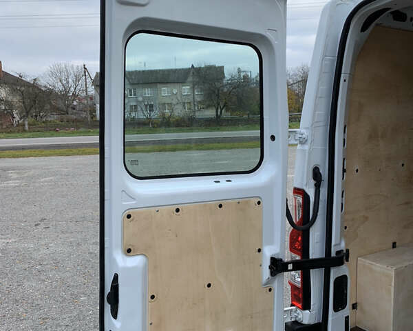 Белый Рено Мастер, объемом двигателя 2.3 л и пробегом 242 тыс. км за 16800 $, фото 20 на Automoto.ua