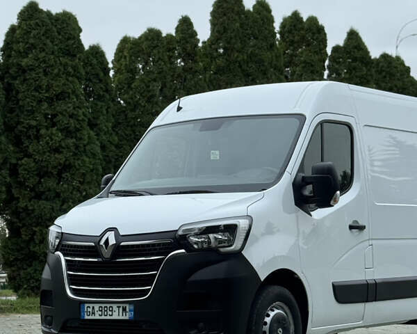 Белый Рено Мастер, объемом двигателя 2.3 л и пробегом 163 тыс. км за 18700 $, фото 2 на Automoto.ua