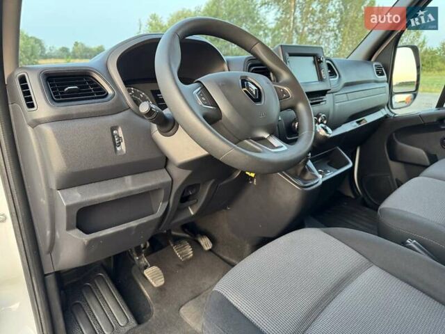 Белый Рено Мастер, объемом двигателя 2.3 л и пробегом 260 тыс. км за 20500 $, фото 24 на Automoto.ua