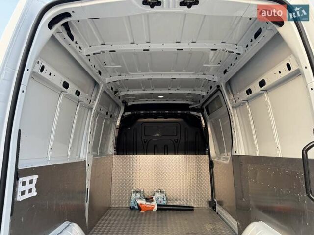 Белый Рено Мастер, объемом двигателя 2.3 л и пробегом 260 тыс. км за 20500 $, фото 39 на Automoto.ua