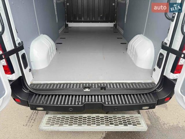 Білий Рено Мастєр, об'ємом двигуна 2.3 л та пробігом 220 тис. км за 22500 $, фото 23 на Automoto.ua