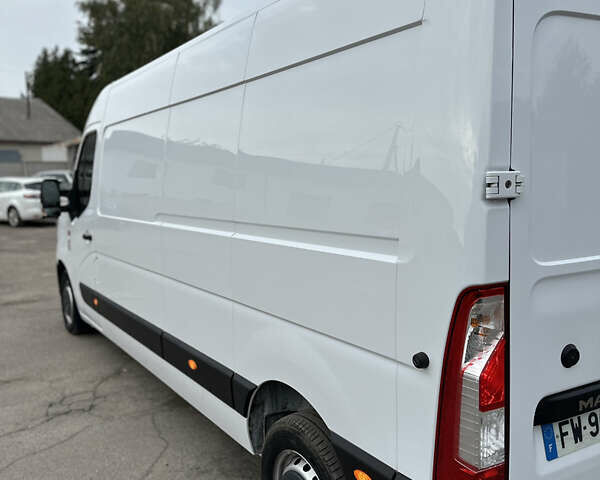 Белый Рено Мастер, объемом двигателя 2.3 л и пробегом 175 тыс. км за 19700 $, фото 27 на Automoto.ua