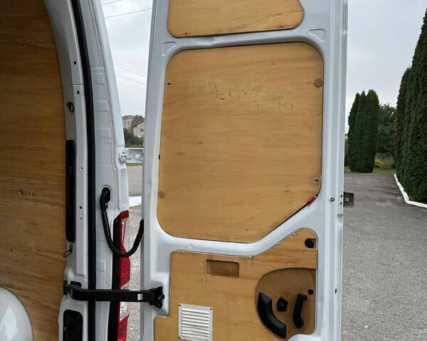 Белый Рено Мастер, объемом двигателя 2.3 л и пробегом 138 тыс. км за 25800 $, фото 33 на Automoto.ua