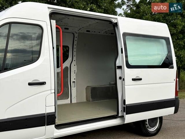 Білий Рено Мастєр, об'ємом двигуна 2.3 л та пробігом 198 тис. км за 18300 $, фото 16 на Automoto.ua