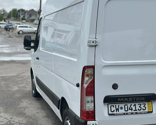 Белый Рено Мастер, объемом двигателя 0 л и пробегом 172 тыс. км за 19700 $, фото 22 на Automoto.ua