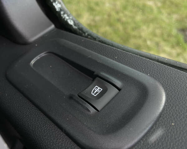 Белый Рено Мастер, объемом двигателя 2.3 л и пробегом 167 тыс. км за 19500 $, фото 41 на Automoto.ua