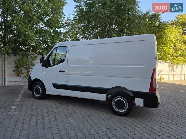 Белый Рено Мастер, объемом двигателя 2.3 л и пробегом 229 тыс. км за 19000 $, фото 13 на Automoto.ua