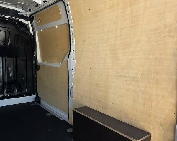 Білий Рено Мастєр, об'ємом двигуна 2.3 л та пробігом 125 тис. км за 21400 $, фото 35 на Automoto.ua