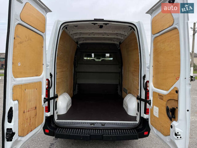 Белый Рено Мастер, объемом двигателя 2.3 л и пробегом 138 тыс. км за 25800 $, фото 29 на Automoto.ua