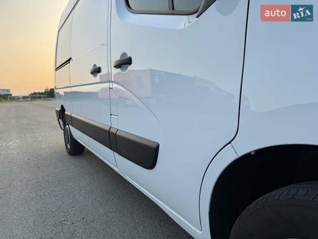 Белый Рено Мастер, объемом двигателя 2.3 л и пробегом 260 тыс. км за 20500 $, фото 17 на Automoto.ua