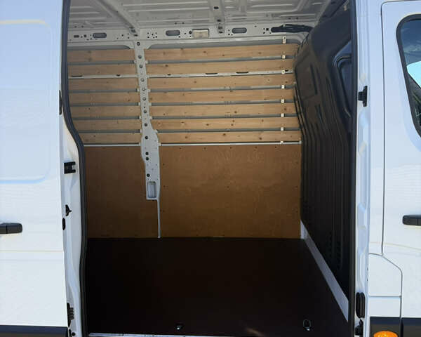 Белый Рено Мастер, объемом двигателя 2.3 л и пробегом 225 тыс. км за 23750 $, фото 92 на Automoto.ua
