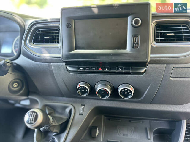 Білий Рено Мастєр, об'ємом двигуна 2.3 л та пробігом 142 тис. км за 21900 $, фото 10 на Automoto.ua