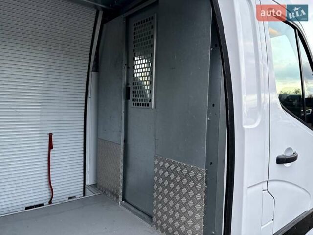 Білий Рено Мастєр, об'ємом двигуна 2.3 л та пробігом 173 тис. км за 15500 $, фото 13 на Automoto.ua