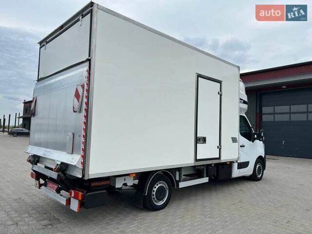 Белый Рено Мастер, объемом двигателя 2.3 л и пробегом 325 тыс. км за 25999 $, фото 22 на Automoto.ua