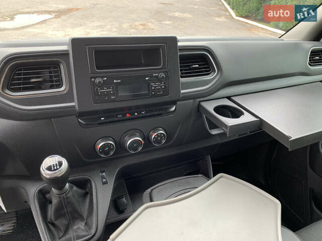 Белый Рено Мастер, объемом двигателя 2.3 л и пробегом 242 тыс. км за 16800 $, фото 43 на Automoto.ua