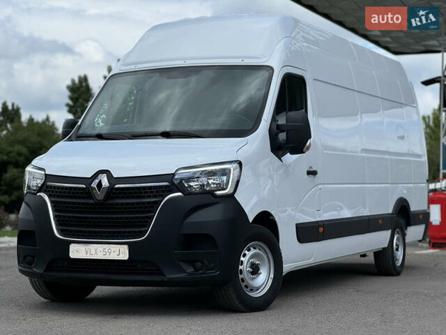Белый Рено Мастер, объемом двигателя 0 л и пробегом 260 тыс. км за 22500 $, фото 1 на Automoto.ua
