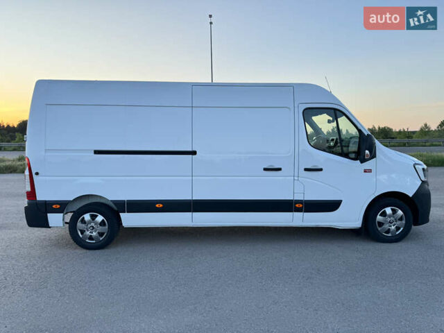 Белый Рено Мастер, объемом двигателя 2.3 л и пробегом 215 тыс. км за 20900 $, фото 5 на Automoto.ua