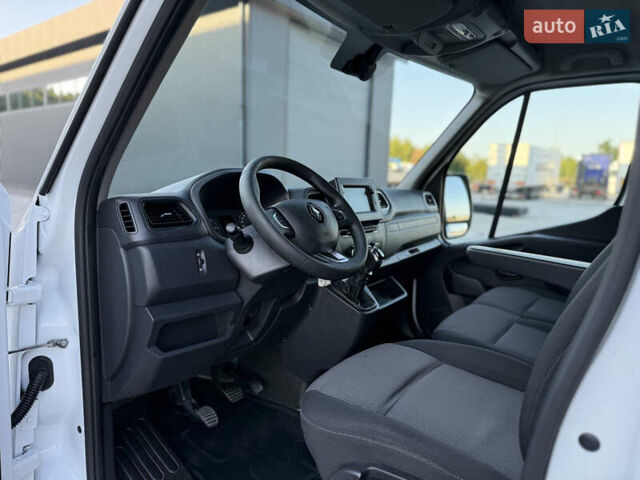 Белый Рено Мастер, объемом двигателя 0 л и пробегом 193 тыс. км за 19700 $, фото 57 на Automoto.ua