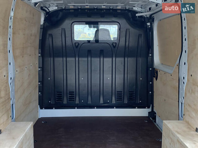 Белый Рено Мастер, объемом двигателя 2.3 л и пробегом 242 тыс. км за 16800 $, фото 27 на Automoto.ua