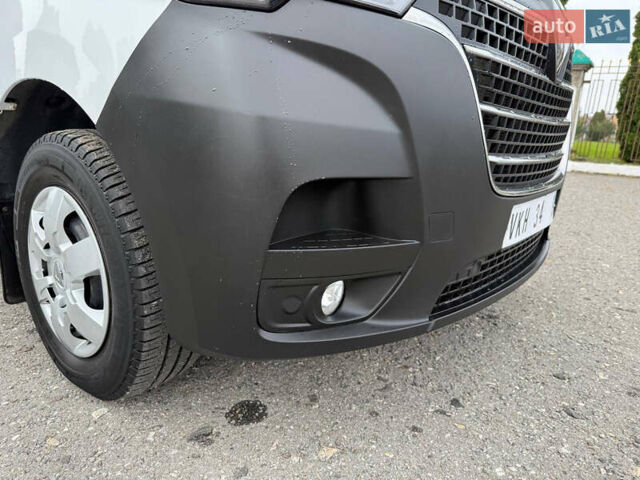 Белый Рено Мастер, объемом двигателя 2.3 л и пробегом 138 тыс. км за 25800 $, фото 19 на Automoto.ua