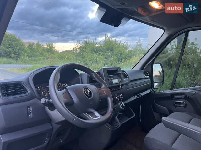 Белый Рено Мастер, объемом двигателя 2.3 л и пробегом 133 тыс. км за 26900 $, фото 31 на Automoto.ua