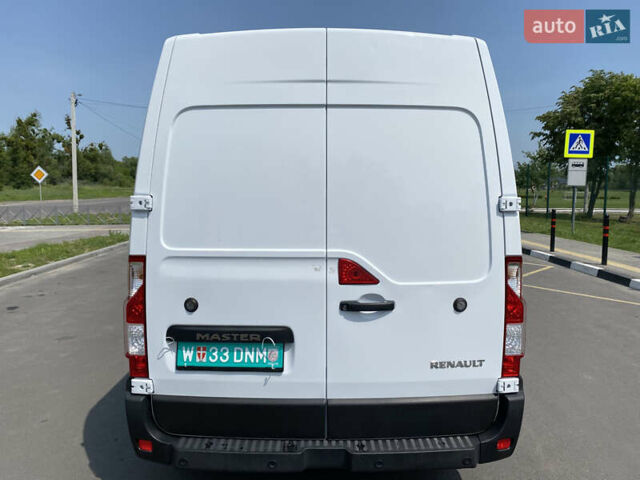 Белый Рено Мастер, объемом двигателя 2.3 л и пробегом 350 тыс. км за 18500 $, фото 11 на Automoto.ua
