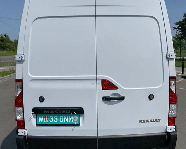 Белый Рено Мастер, объемом двигателя 2.3 л и пробегом 350 тыс. км за 18500 $, фото 12 на Automoto.ua