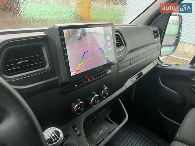Белый Рено Мастер, объемом двигателя 2.3 л и пробегом 171 тыс. км за 18800 $, фото 47 на Automoto.ua