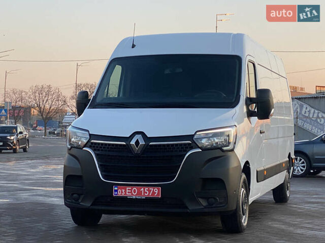 Белый Рено Мастер, объемом двигателя 2.3 л и пробегом 235 тыс. км за 21999 $, фото 2 на Automoto.ua