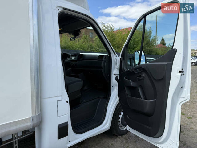 Белый Рено Мастер, объемом двигателя 2.3 л и пробегом 218 тыс. км за 22700 $, фото 51 на Automoto.ua