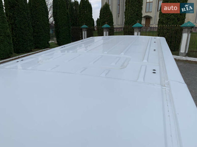 Белый Рено Мастер, объемом двигателя 2.3 л и пробегом 242 тыс. км за 16800 $, фото 53 на Automoto.ua