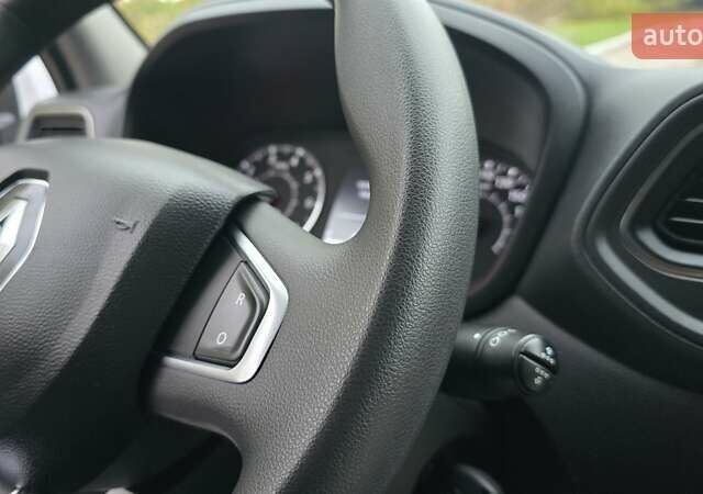 Білий Рено Мастєр, об'ємом двигуна 2.3 л та пробігом 193 тис. км за 21500 $, фото 19 на Automoto.ua