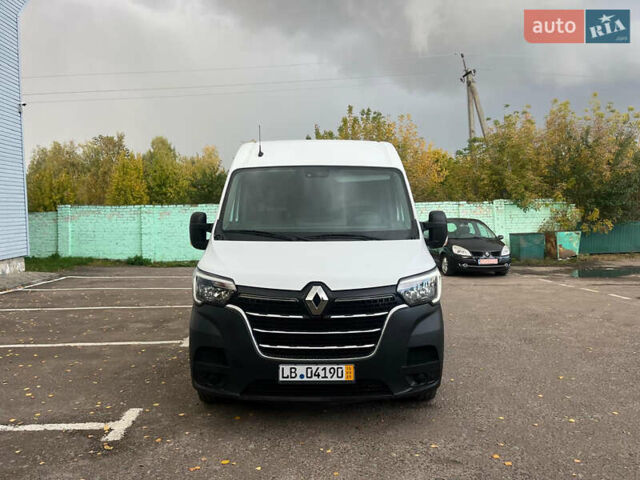 Белый Рено Мастер, объемом двигателя 2.3 л и пробегом 171 тыс. км за 18800 $, фото 1 на Automoto.ua