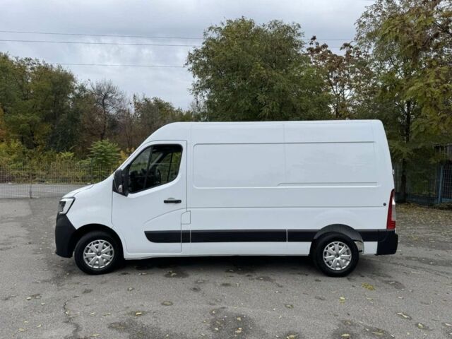 Белый Рено Мастер, объемом двигателя 2.3 л и пробегом 138 тыс. км за 20900 $, фото 1 на Automoto.ua