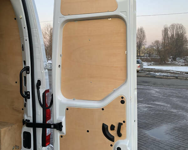 Белый Рено Мастер, объемом двигателя 2.3 л и пробегом 235 тыс. км за 21999 $, фото 92 на Automoto.ua