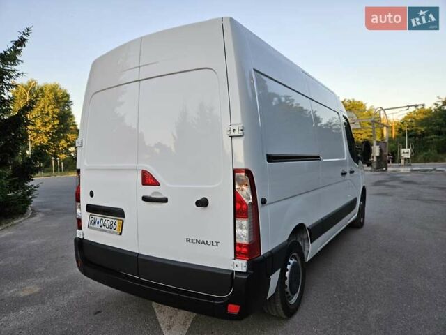 Белый Рено Мастер, объемом двигателя 2.3 л и пробегом 191 тыс. км за 18700 $, фото 7 на Automoto.ua