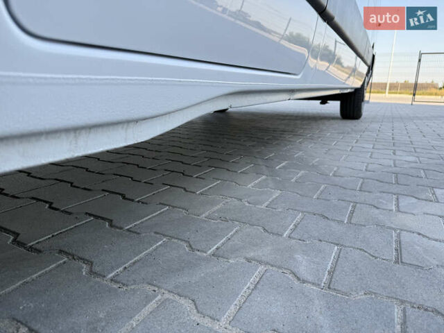 Белый Рено Мастер, объемом двигателя 0 л и пробегом 193 тыс. км за 19700 $, фото 41 на Automoto.ua