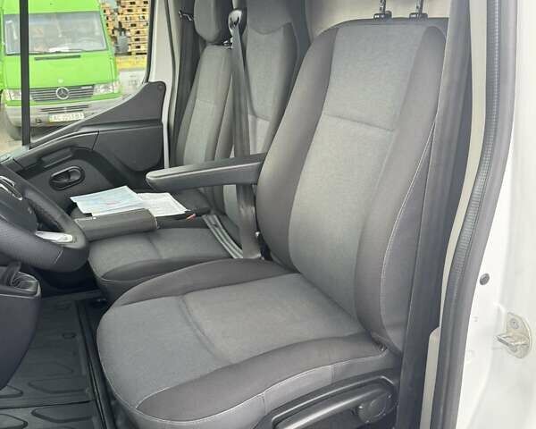 Белый Рено Мастер, объемом двигателя 2.3 л и пробегом 124 тыс. км за 22200 $, фото 32 на Automoto.ua