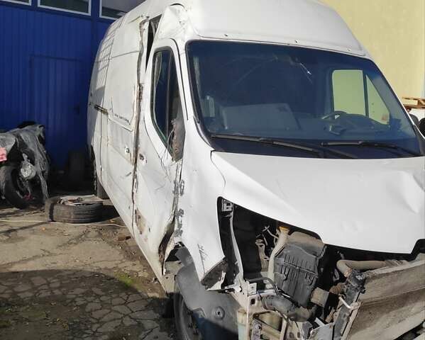 Белый Рено Мастер, объемом двигателя 2.3 л и пробегом 200 тыс. км за 7500 $, фото 5 на Automoto.ua